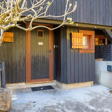 Chalet *